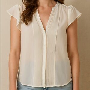 H&M Cap Sleeve Cream Blouse with Pintuck Detail US 10 VGUC